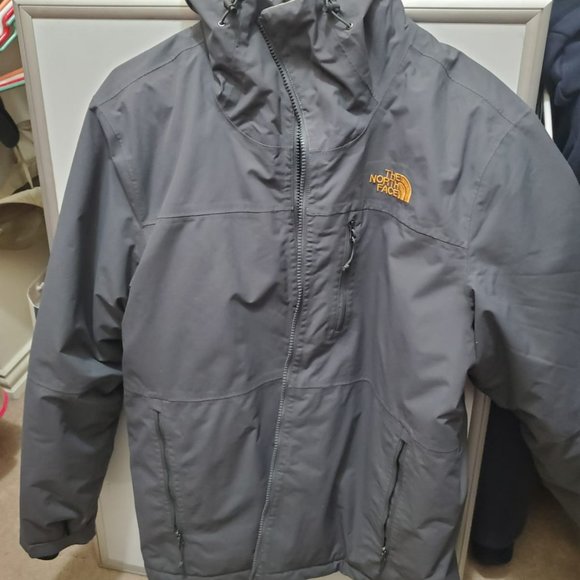 The North Face Jacket - removable layer - Picture 6 of 6
